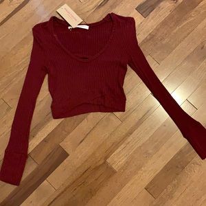 Long sleeve crop top
